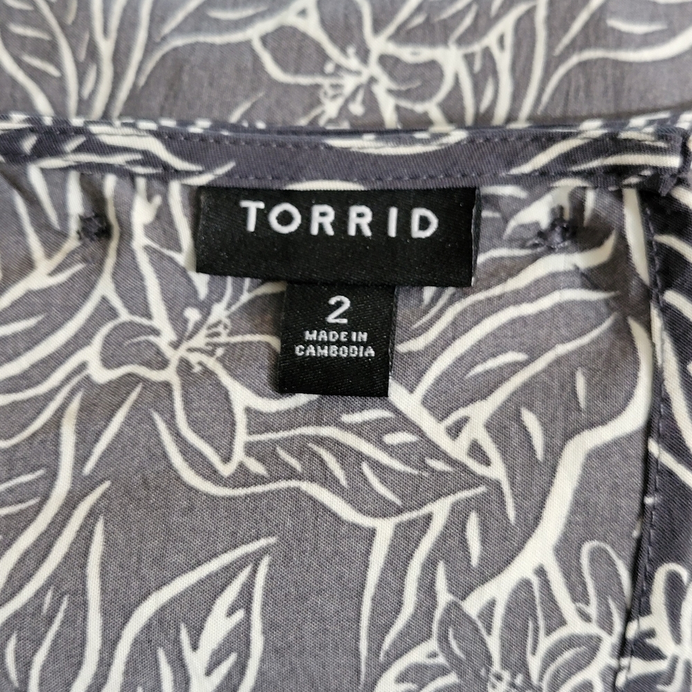 Torrid Charcoal Gray Island Silk Dolman Cross Back Top Plus Size 2x - Picture 12 of 12